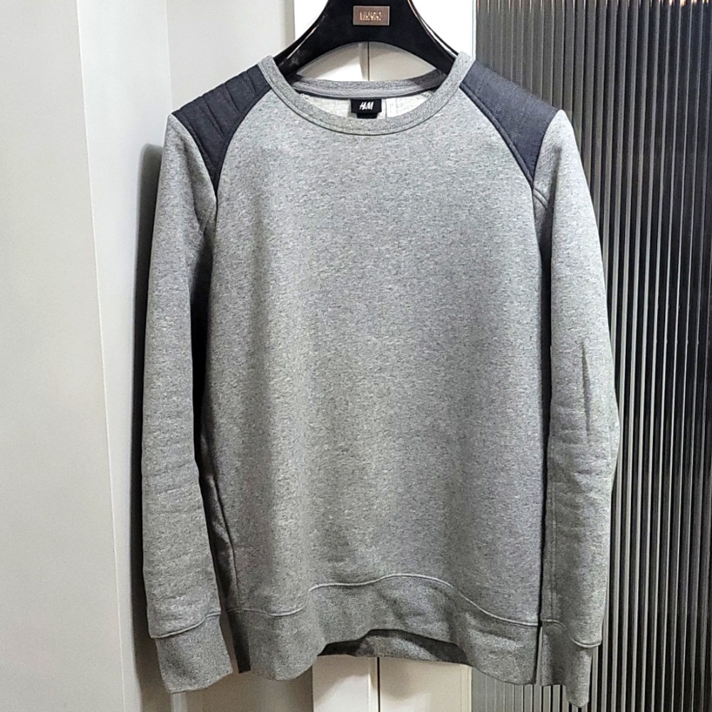H&M Sweatshirt